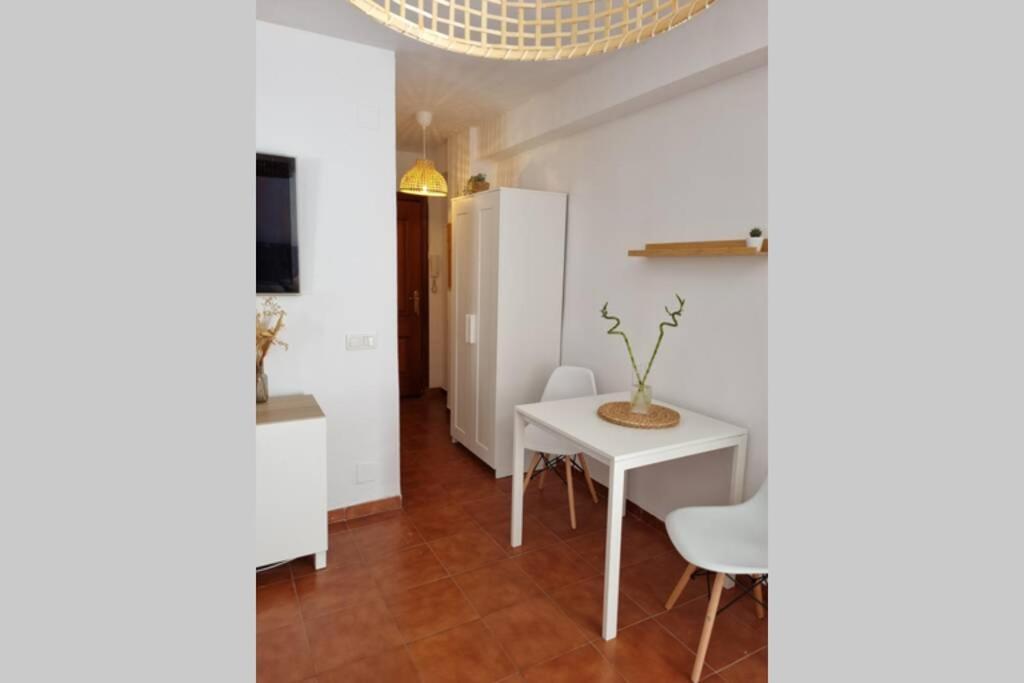 Precioso Apartamento En La Carihuela Torremolinos Exteriör bild